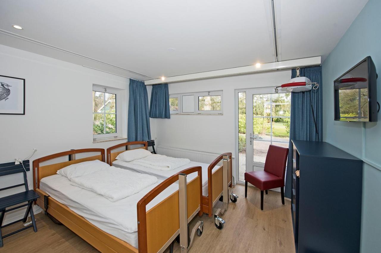 Bungalow - 6 Personen Gelegen In De Nabije Omgeving Van Avonturenpark Hellendoorn En De Prachtige Sallandse Heuvelrug En Eelerberg Luaran gambar