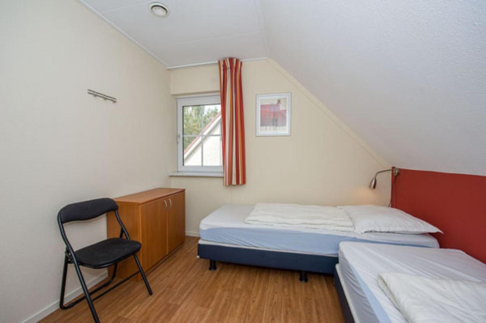 Bungalow - 6 Personen Gelegen In De Nabije Omgeving Van Avonturenpark Hellendoorn En De Prachtige Sallandse Heuvelrug En Eelerberg Luaran gambar